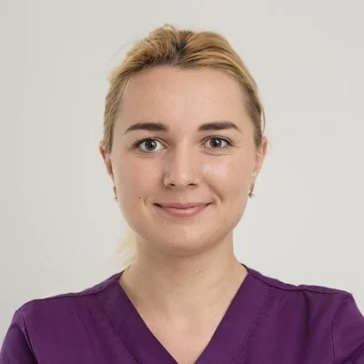 Dr Eleanor Marsh